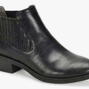 Eurosoft Women’s size 8.5 Colissa black ankle bootie